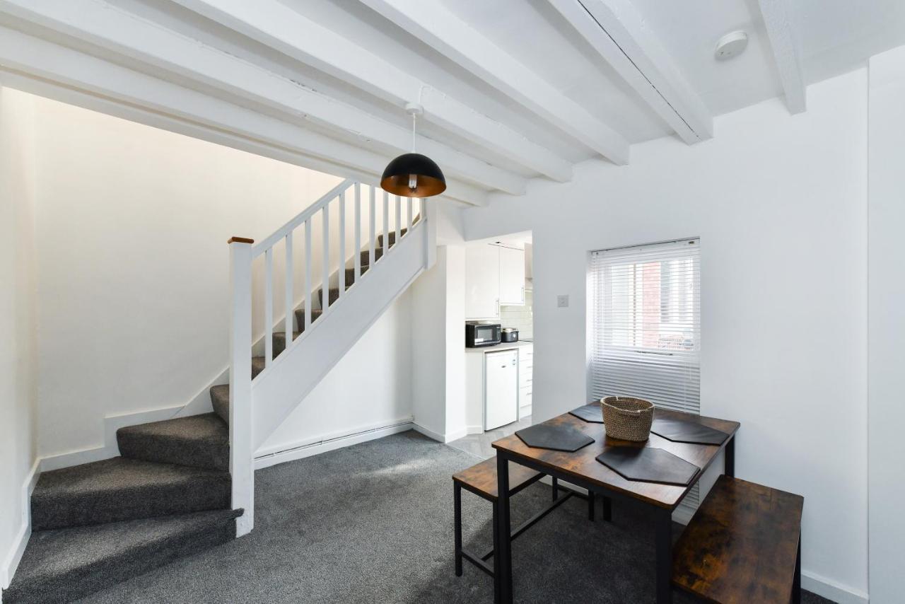 Newark Central Cottage Екстер'єр фото